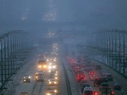 Московских автомобилистов предупреждают о сильном тумане