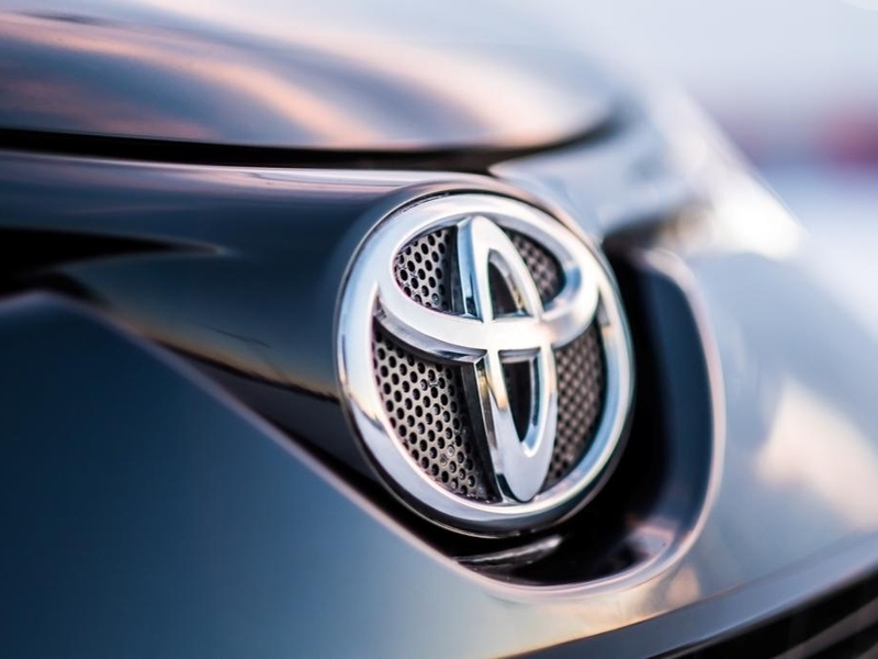 Toyota снизила в России цены на запчасти