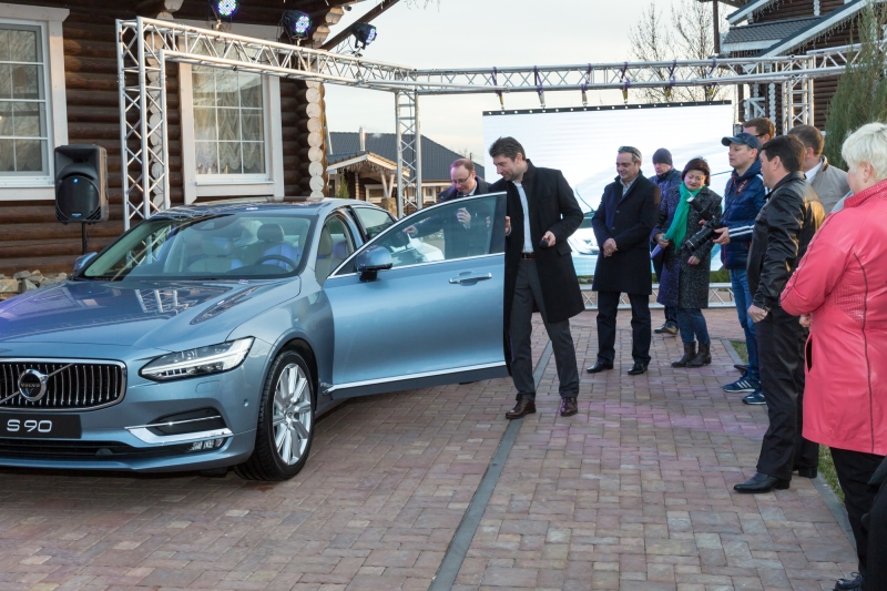 Volvo S90