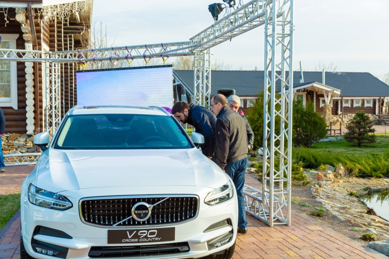 Volvo V90 Cross Country