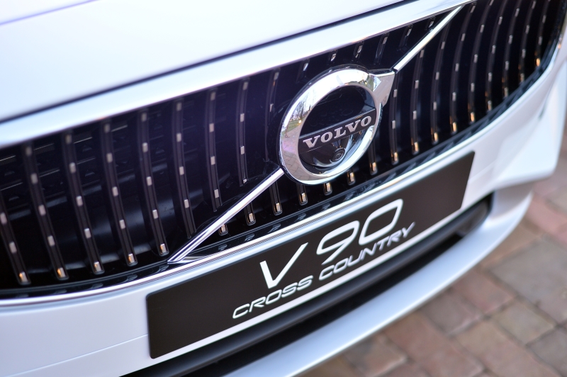 Volvo V90 Cross Country