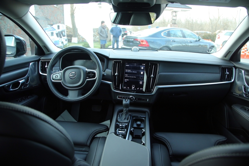 Volvo V90 Cross Country