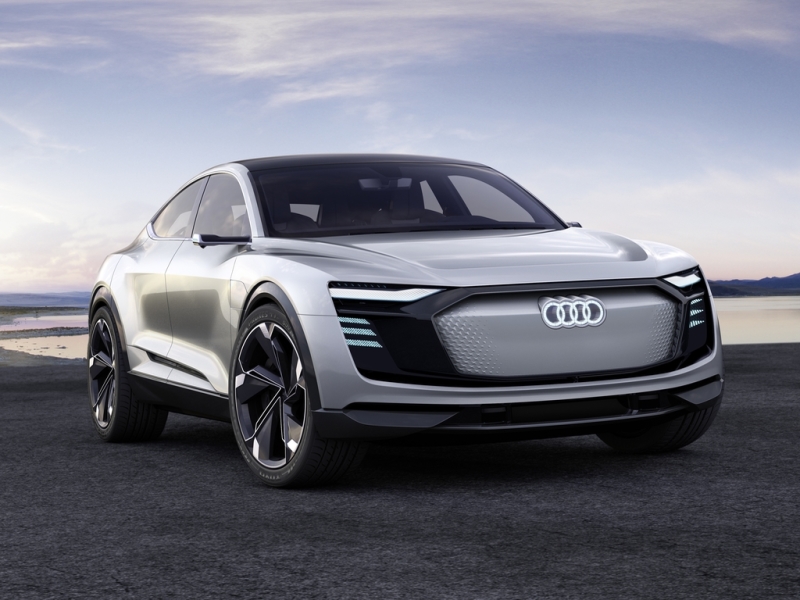 Концепт Audi e-tron Sportback показан в Шанхае