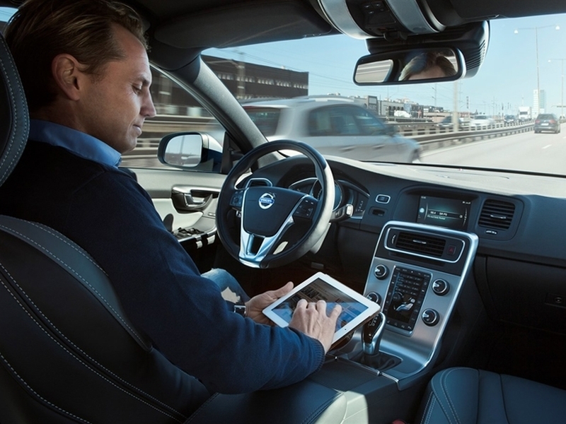 СП Volvo Cars и Autoliv приступило к разработке автопилота