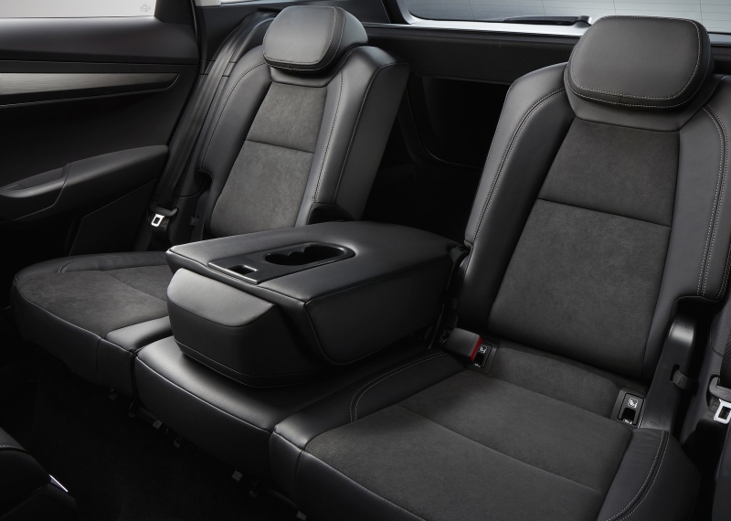 Сиденья складываются по отдельности или вместе