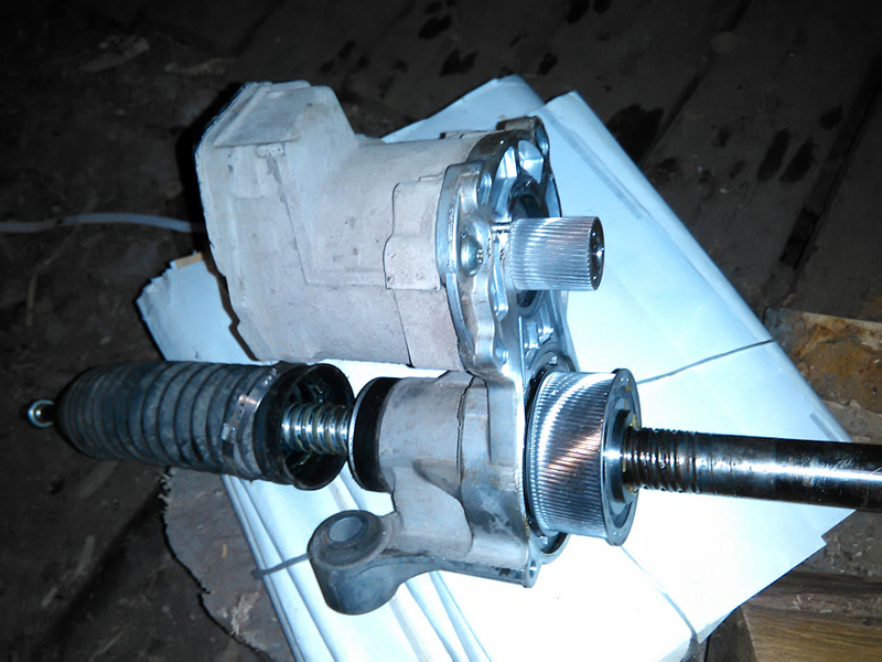 Электроусилитель и рулевая рейка собраны воедино. Крупноузловые замены для Ford – уже привычное дело