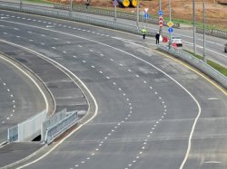 Четыре тоннеля, три эстакады и три моста построены на Калужском шоссе в Москве