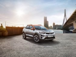 Рассекречен кроссовер KIA Stonic