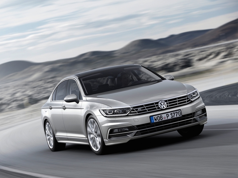 Volkswagen Passat Life Plus: в России от 1 799 000 рублей