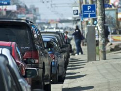 Количество парковочных мест после реновации в Москве может вырасти вдвое
