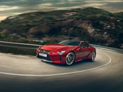 В России стартуют продажи роскошного купе Lexus LC 500