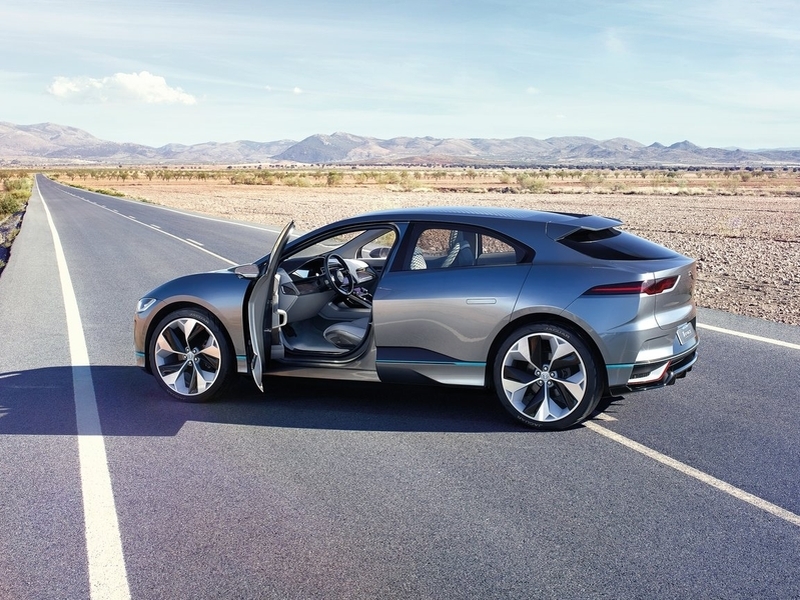 Jaguar I-Pace появится в продаже в России в конце 2018 года