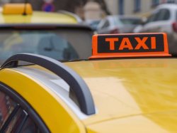 В этом году в столице появились бесплатные стоянки для такси