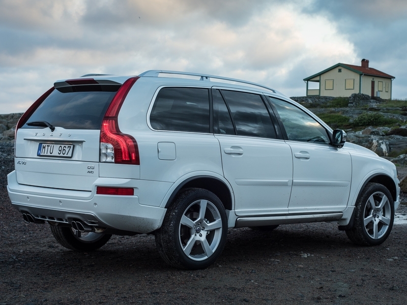 Программа «Помощь на дорогах» доступна владельцам Volvo XC90 I бесплатно