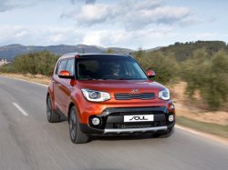 Компания KIA запустила в России специальную акцию для владельцев праворульных автомобилей