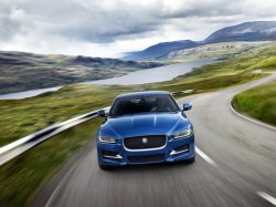 Представлен Jaguar XE 2018 модельного года