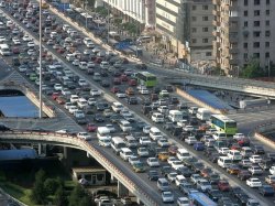 Москвичей просят в ближайшие дни не пользоваться личным автотранспортом