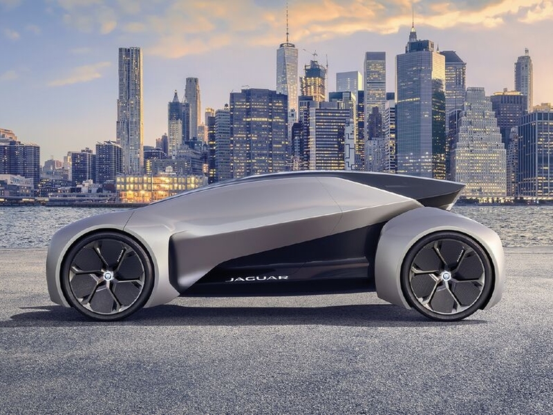 В будущем все автомобили Jaguar и Land Rover получат электрические версии