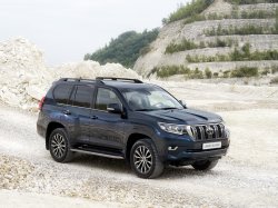 Представлен обновленный Toyota Land Cruiser Prado