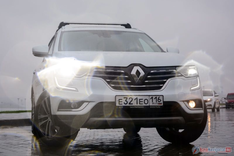 Солидный дорожный просвет и полный привод не должны вводить в заблуждение — внедорожные дисциплины не для этого автомобиля. Но в заснеженном дворе кроссовер не спасует, да и защита установлена как нельзя кстати