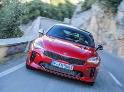 KIA Stinger появится в продаже в России в 2018 году