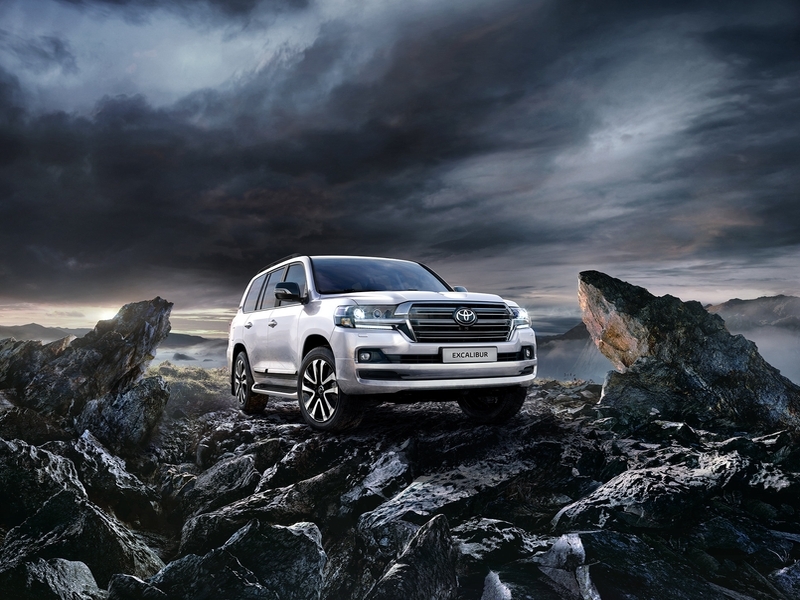 Toyota Land Cruiser 200 Excalibur: в России от 5 493 000 рублей