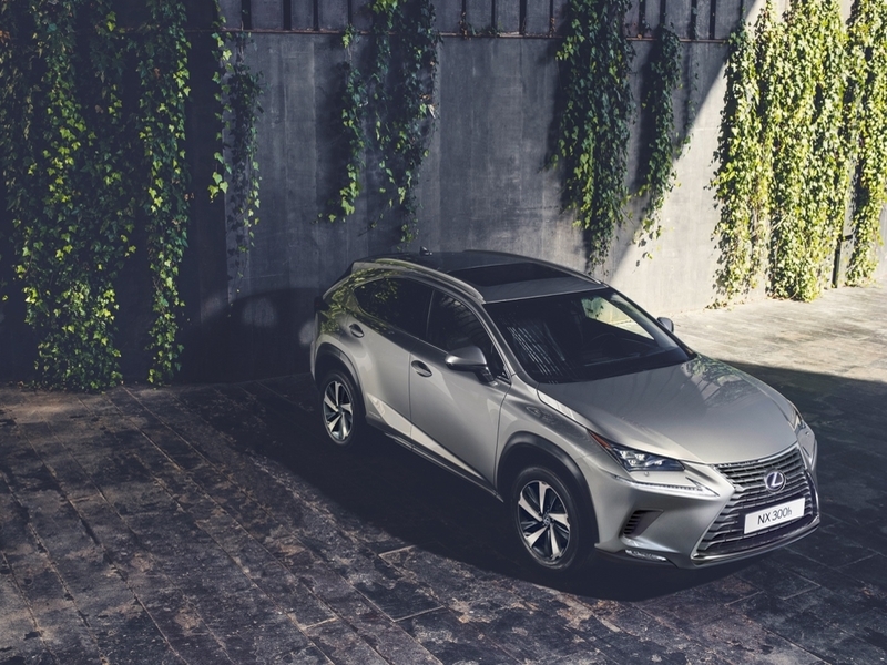 Обновленный Lexus NX: в России от 2 257 000 рублей