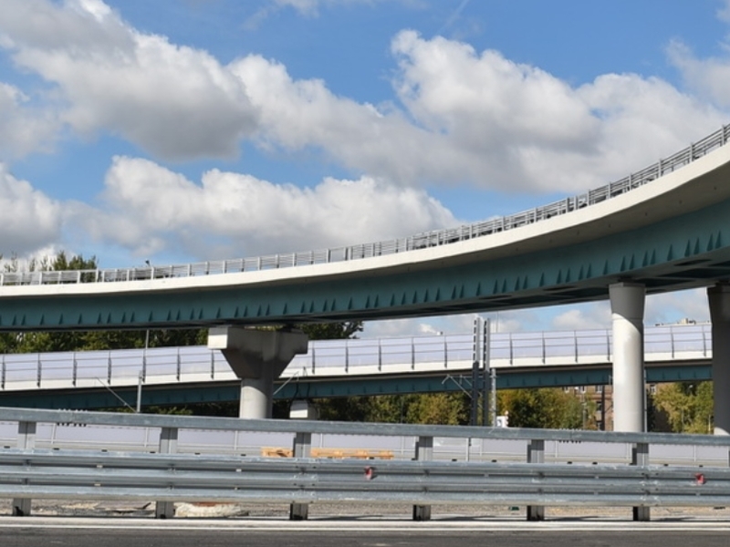 Более 80 эстакад, мостов и тоннелей построят в Москве за три года