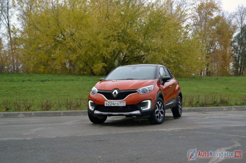 Kaptur однозначно смотрится симпатичнее Duster. Одновременно с этим он дороже, но и комплектации у них разные. Если у Дастера большинство комплектаций полноприводные, а автомат есть только с двухлитровым мотором, то Каптюр может иметь две педали с двигателем 1,6, а моноприводных и полноприводных комплектаций у него поровну