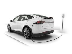 Транспортный налог для электромобилей в РФ отменять не будут