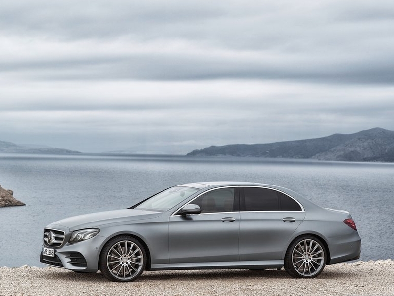 С российского рынка отзываются автомобили Mercedes-Benz E-Class