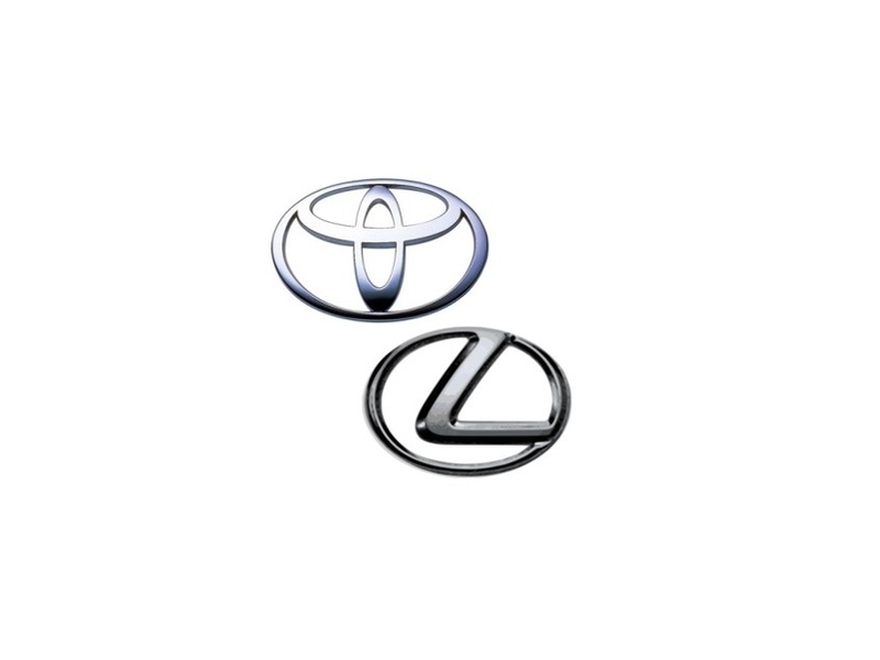 С российского отзываются автомобили Toyota LandCruiser 200 и Lexus LX 570