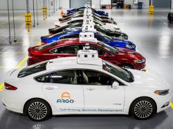 Первый беспилотник Ford сможет работать 20 часов в сутки