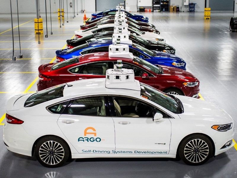 Первый беспилотник Ford сможет работать 20 часов в сутки
