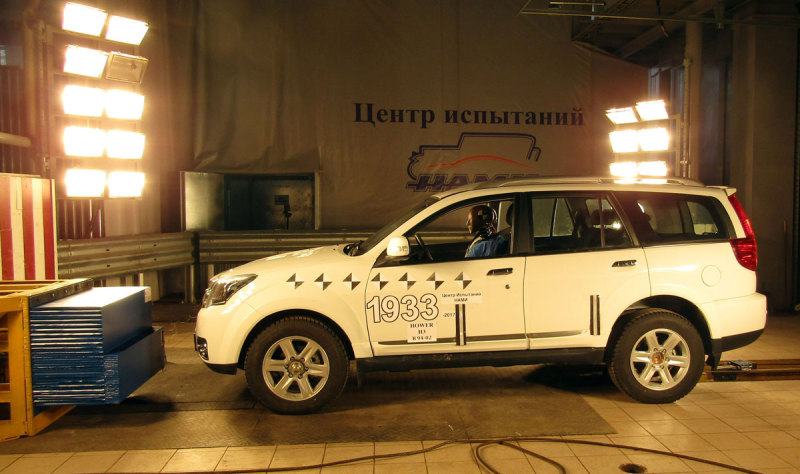 Внедорожник DW Hower H3 российской сборки прошел краш-тест