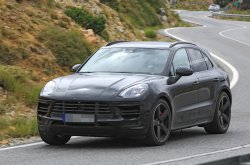 Обновленный Porsche Macan 2019 покажут в апреле