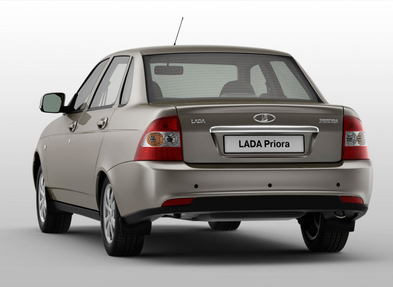 Модель Lada Priora пока не будут снимать с производства