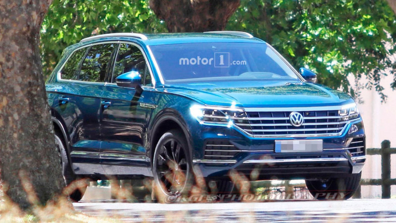 Volkswagen Touareg 2019 на "шпионском фото"