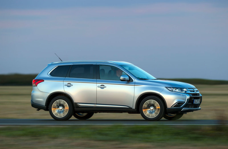 Mitsubishi Outlander получит более доступные версии с февраля