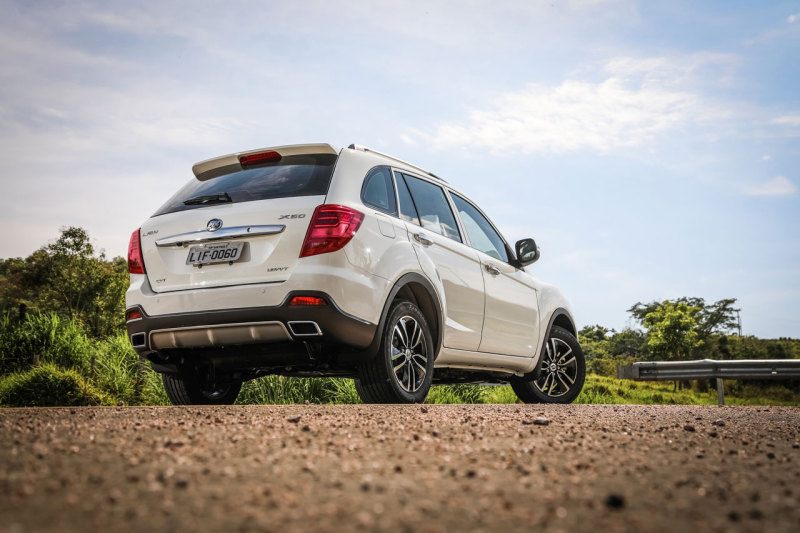LIFAN X60 пока останется на российском рынке