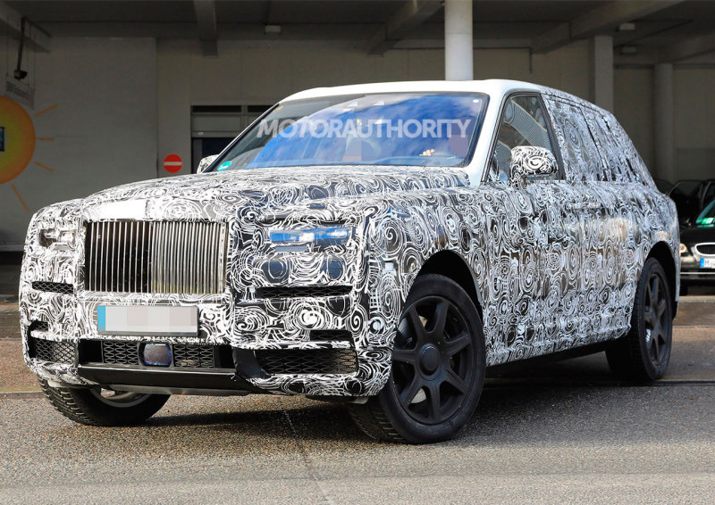 Rolls-Royce Cullinan на испытаниях