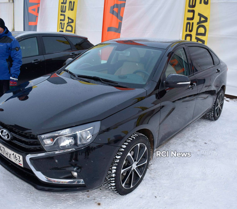 Удлинённую Lada Vesta Signature президента "АвтоВАЗа" рассекретили