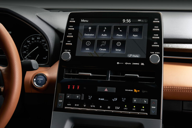 Мультимедиа-система в Toyota Avalon Entune