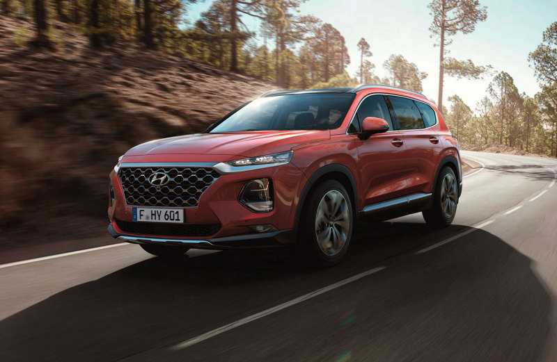 Новый Hyundai Santa Fe 2019 появится в России осенью