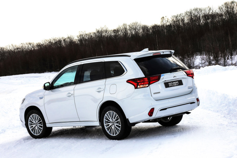 Mitsubishi Outlander PHEV 2018