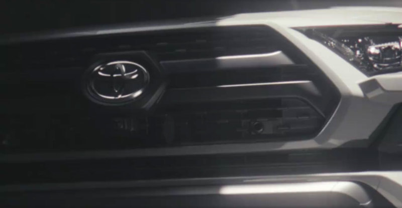 Новая Toyota RAV4 2019 на официальном видео