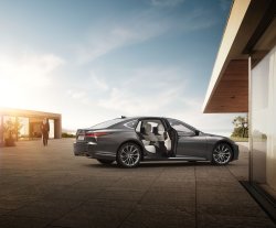 Лексус – Измайлово: новое поколение флагмана Lexus LS уже в наличии