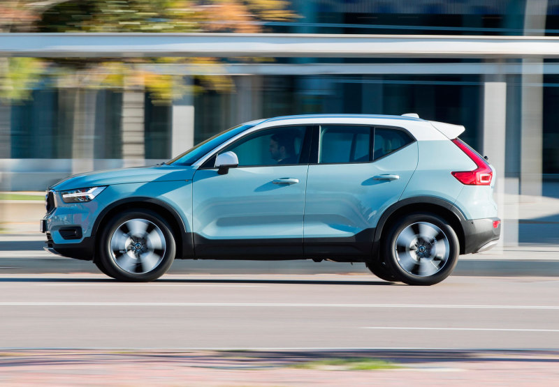 Volvo XC40 D4 Momentum