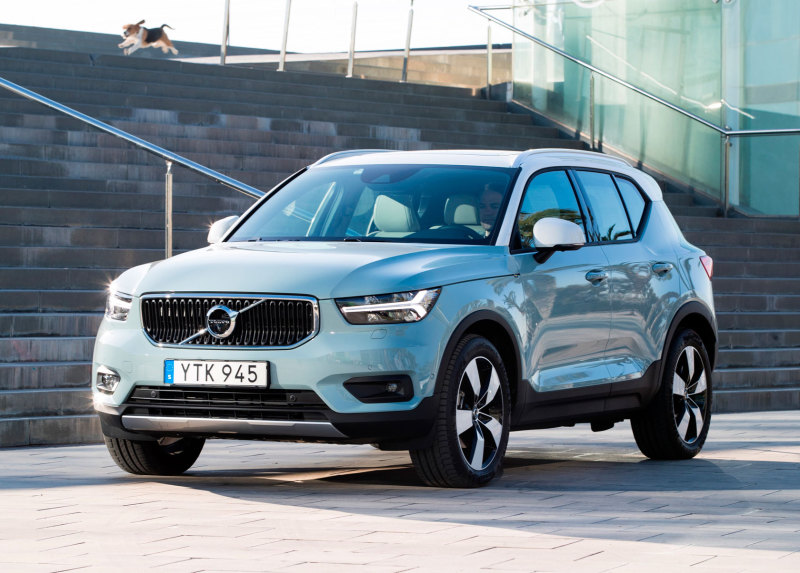 Компактный кроссовер Volvo XC40: в России от 2.160.000 рублей
