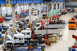 Автомобильному заводу «Чайка-Сервис» – 25 лет!